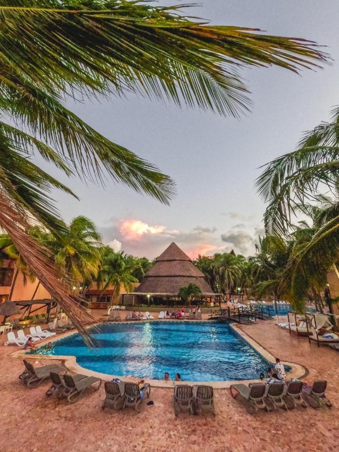 Reef Yucatan All Inclusive & Convention Center Mérida Exterior photo